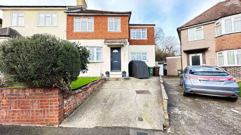 Property photo 1 of 35