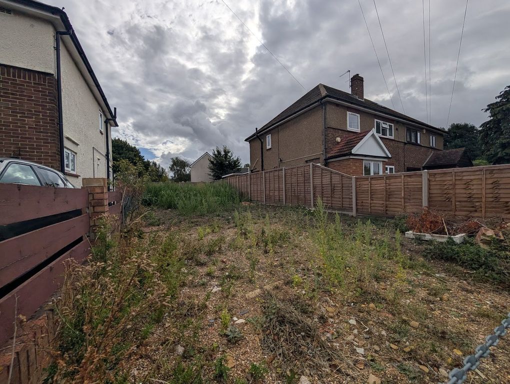 Property photo 2 of 3