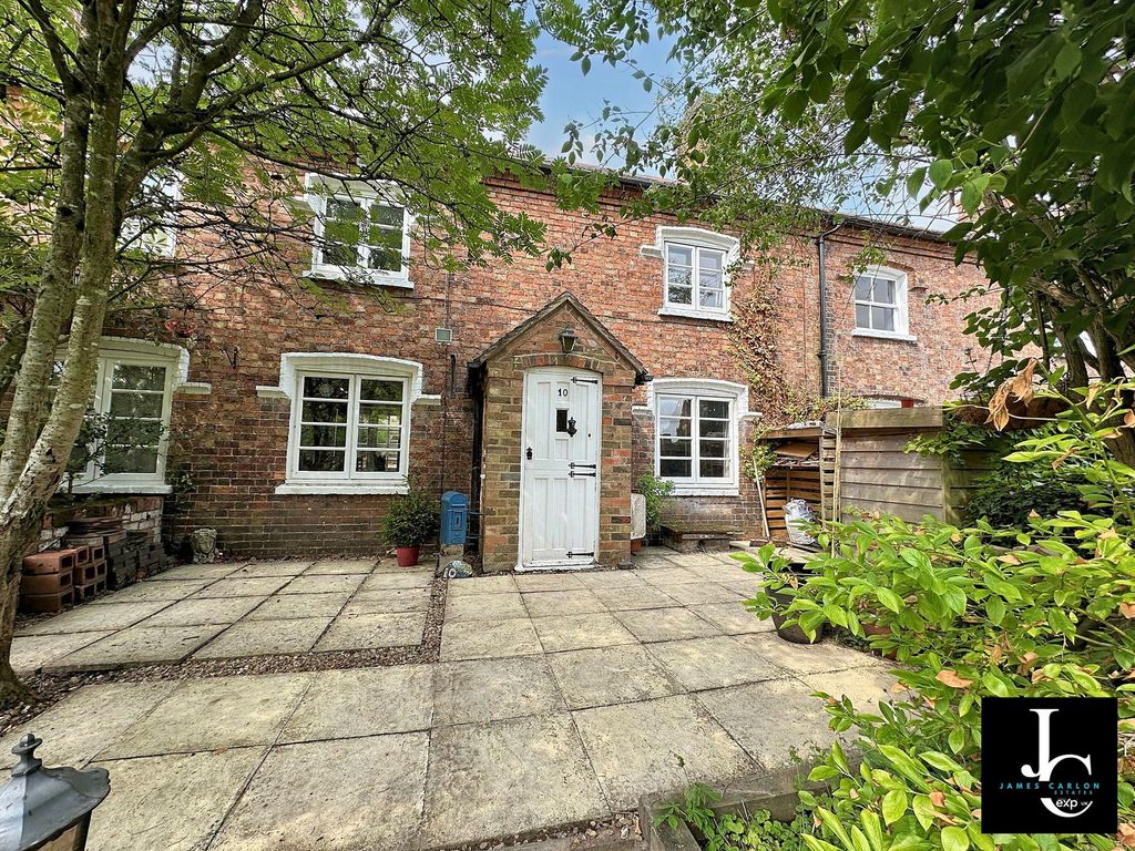 Property photo 1 of 17