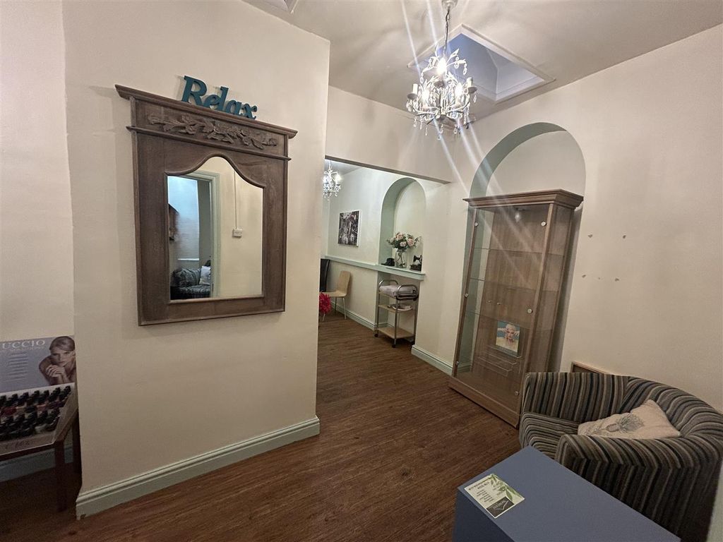 Property photo 3 of 9 Img_1890[1].Jpg