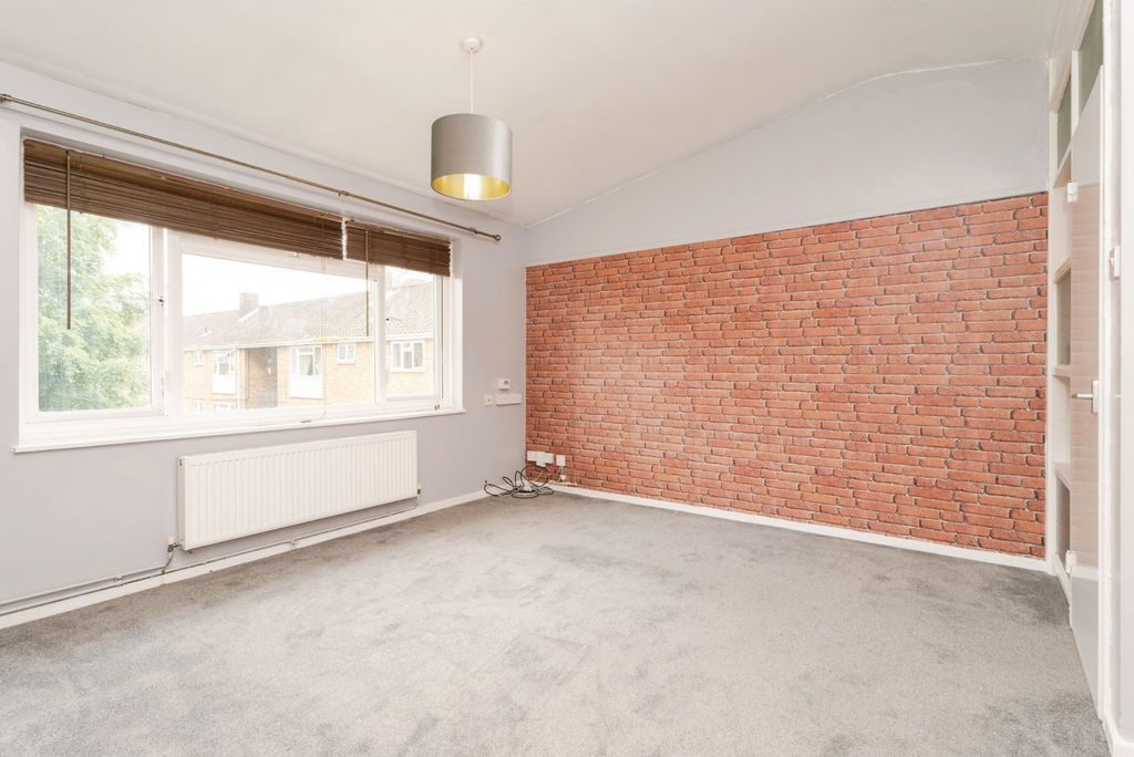 Property photo 2 of 14 Photo
