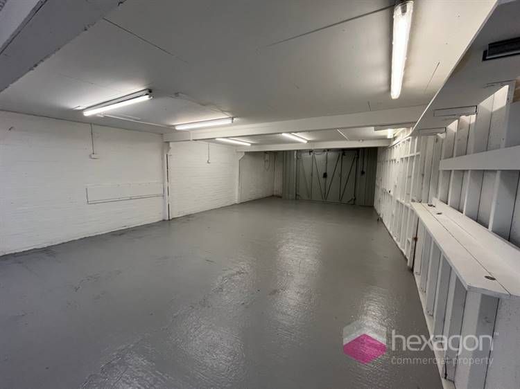 Property photo 3 of 6