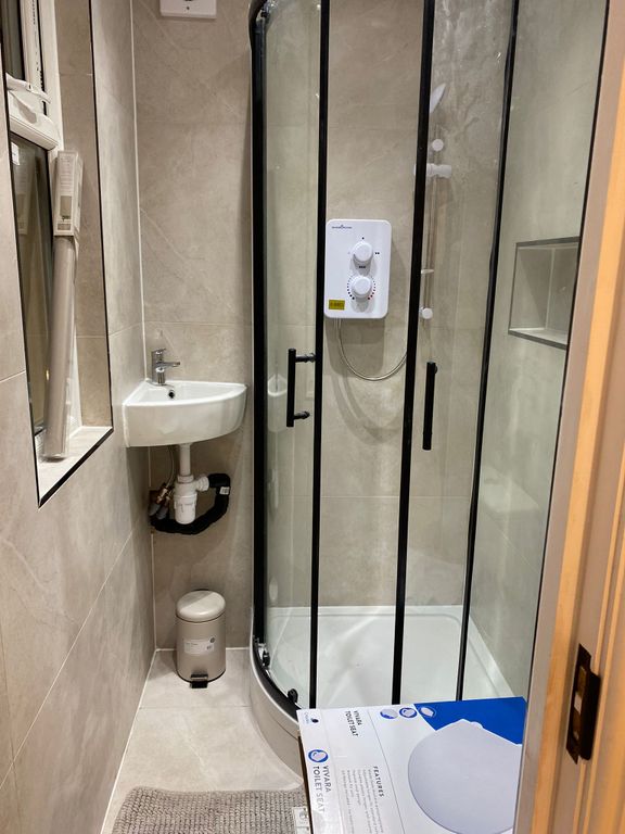 Property photo 2 of 4