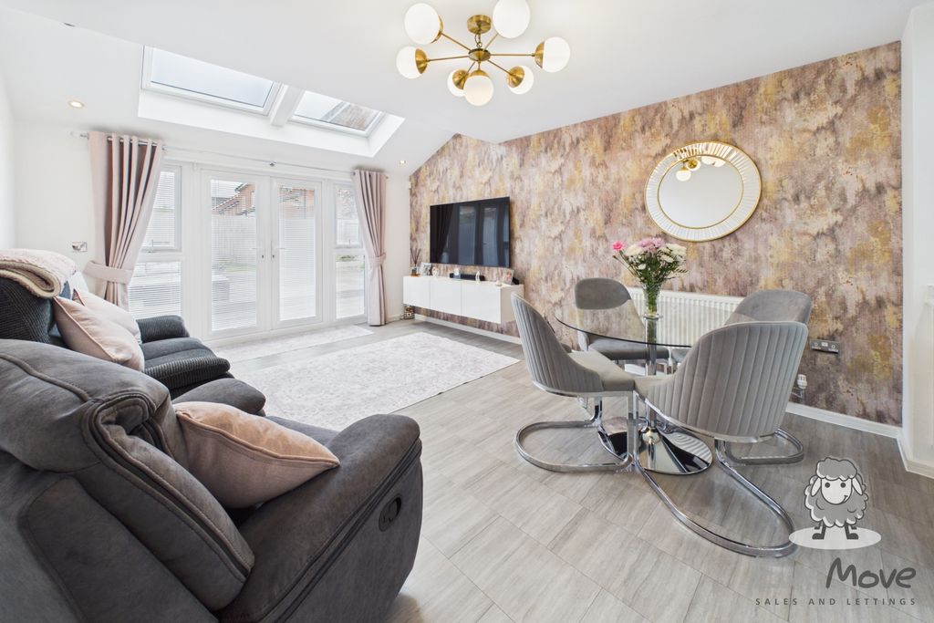 Property photo 2 of 16 3