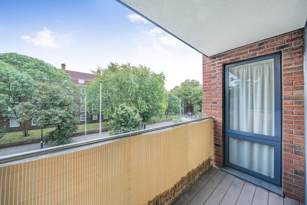Property photo 3 of 14 1192469 (9)