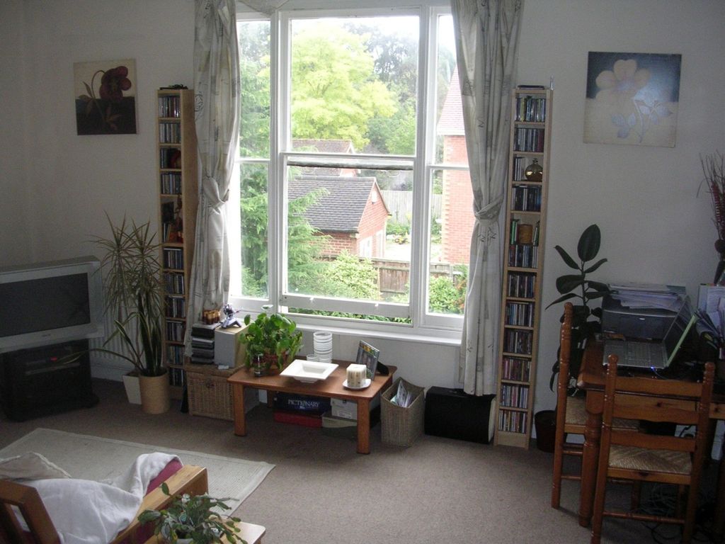 Property photo 3 of 4 4381212