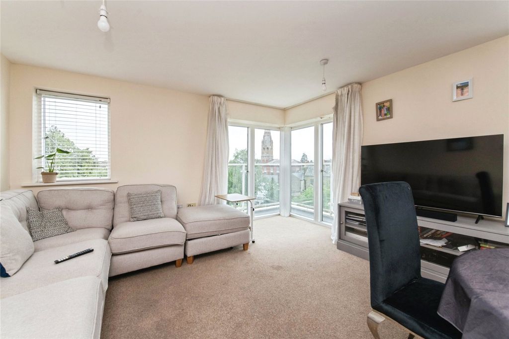 Property photo 2 of 12 Picture No. 04