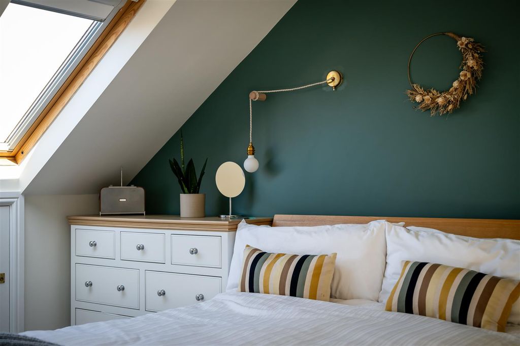 Additional image 17 of 5 bed semi-detached house for saleCastle Road, Bedford MK40