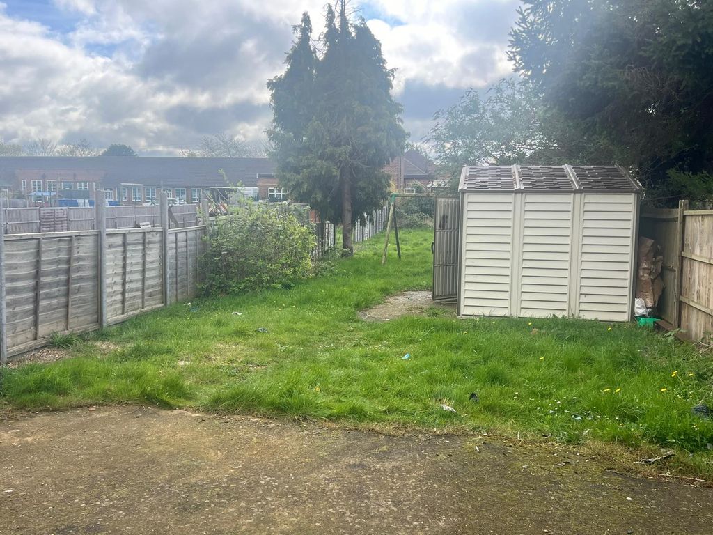 Property photo 3 of 14