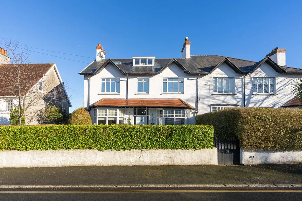 Property photo 1 of 27