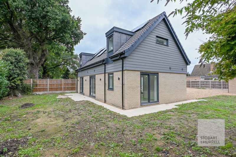 Property photo 2 of 18 Rear Garden