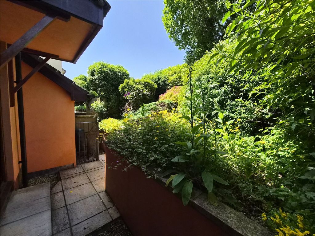Property photo 3 of 11 Picture No. 19