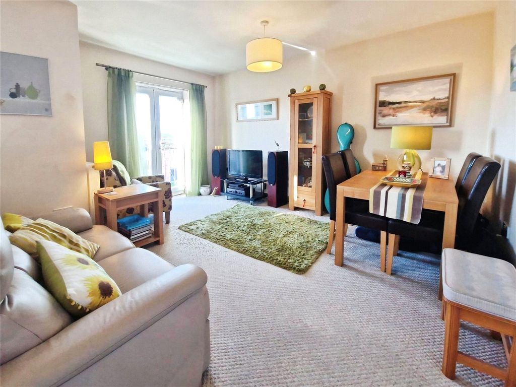 Property photo 2 of 9 Picture No. 05