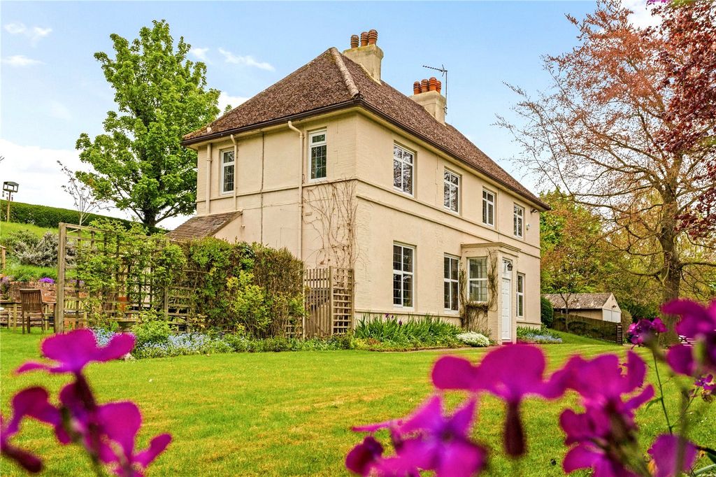 Property photo 1 of 17 Front