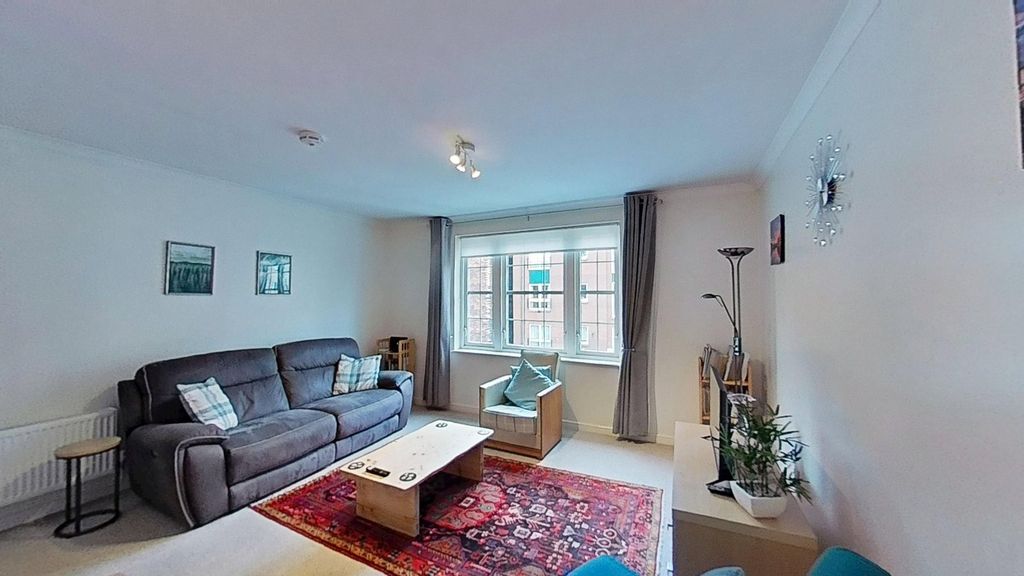 Property photo 2 of 21 Photo 2