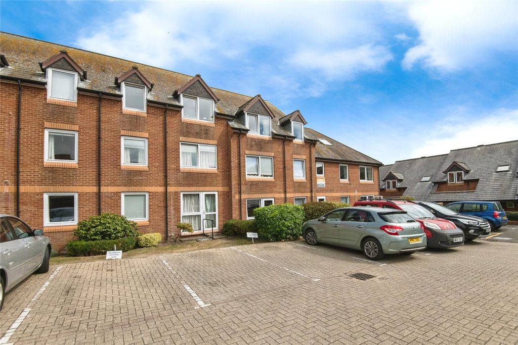 Property photo 2 of 10 General View