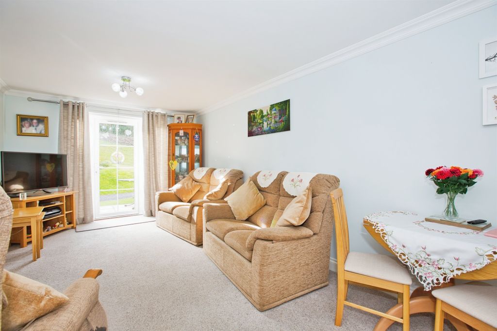 Property photo 3 of 16