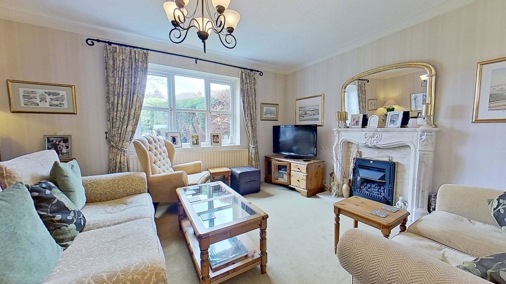 Property photo 3 of 30