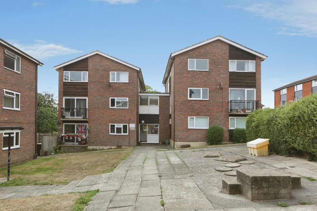 Property photo 1 of 12