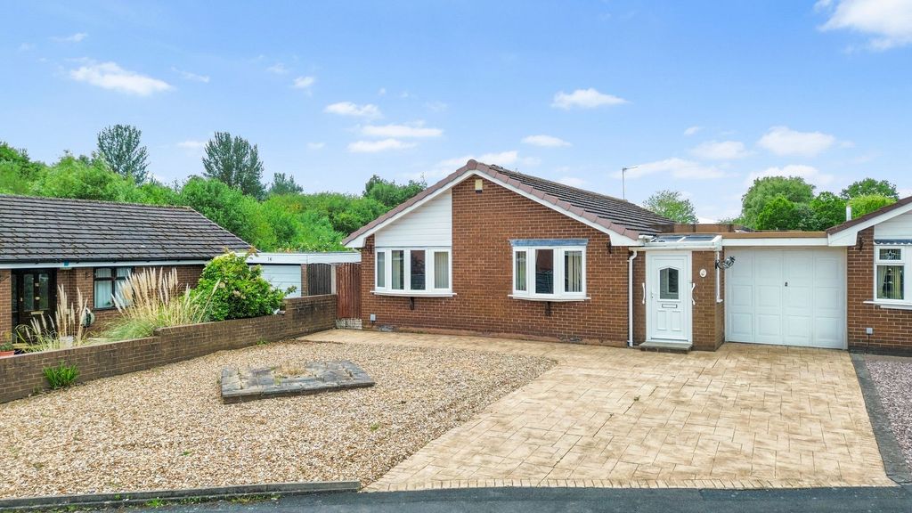 Property photo 1 of 26