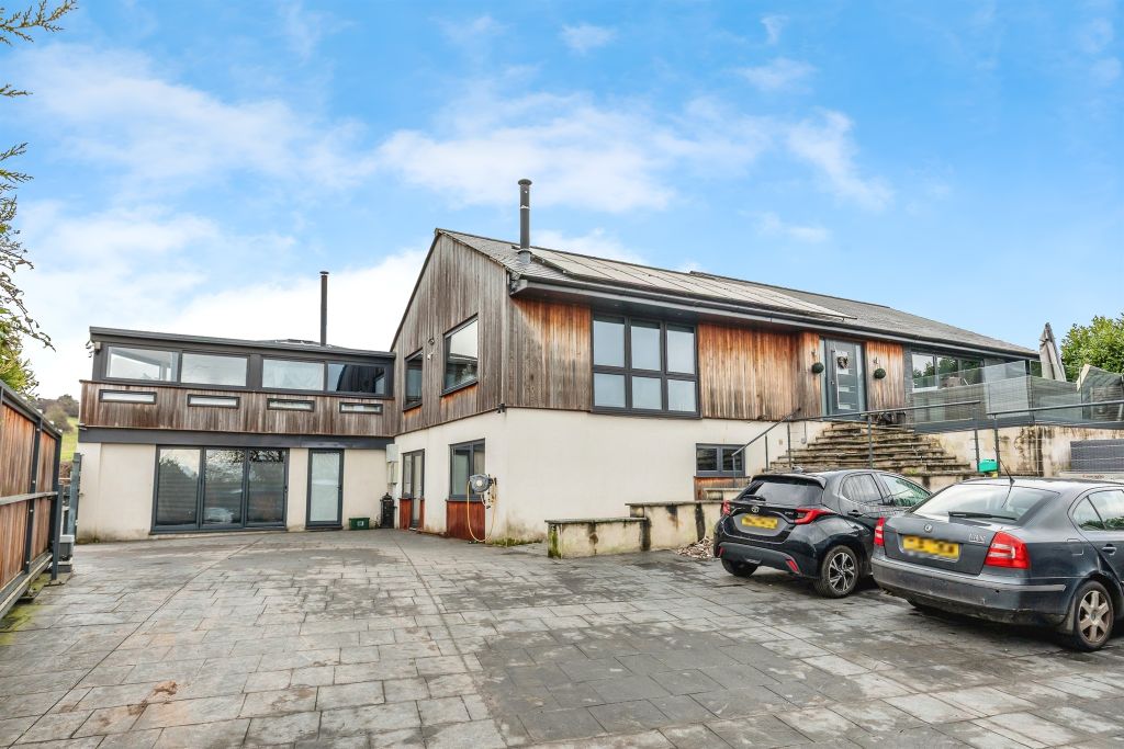 Property photo 1 of 57