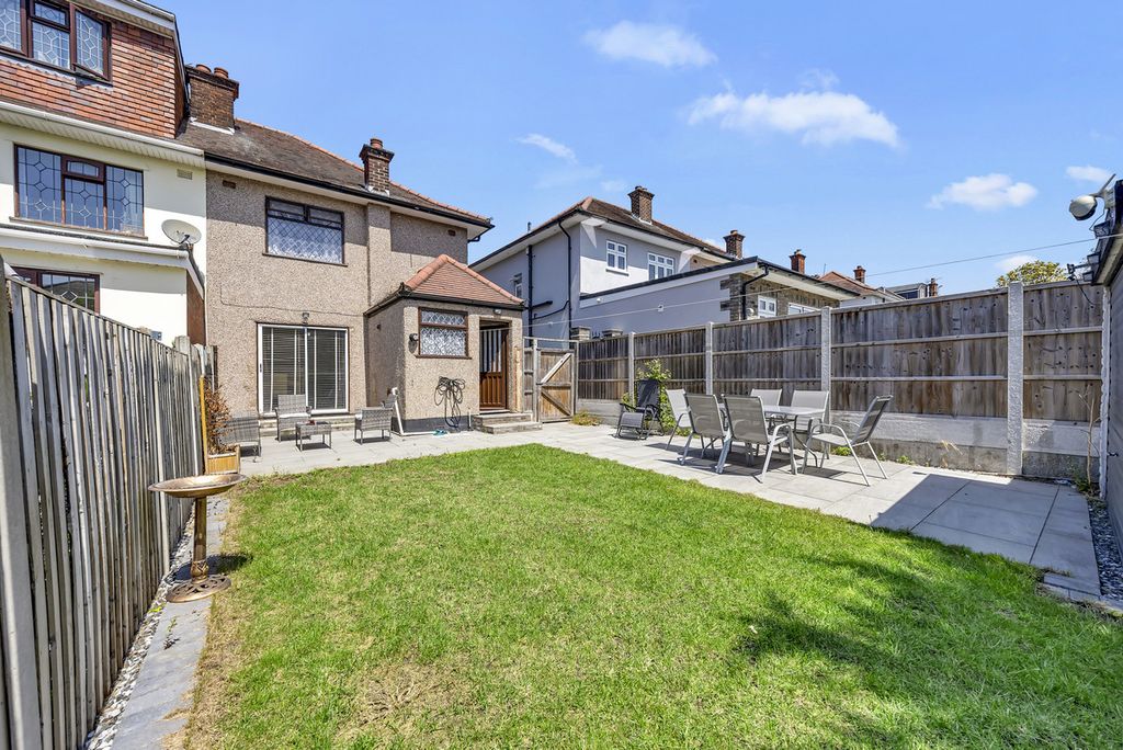 Property photo 1 of 19