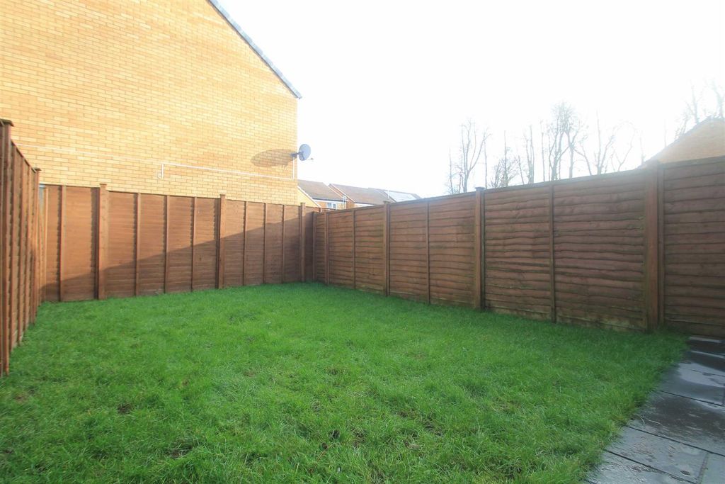 Property photo 2 of 14