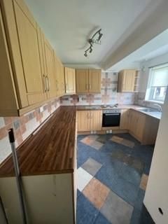 Property photo 2 of 3 Kitchen.Jpg