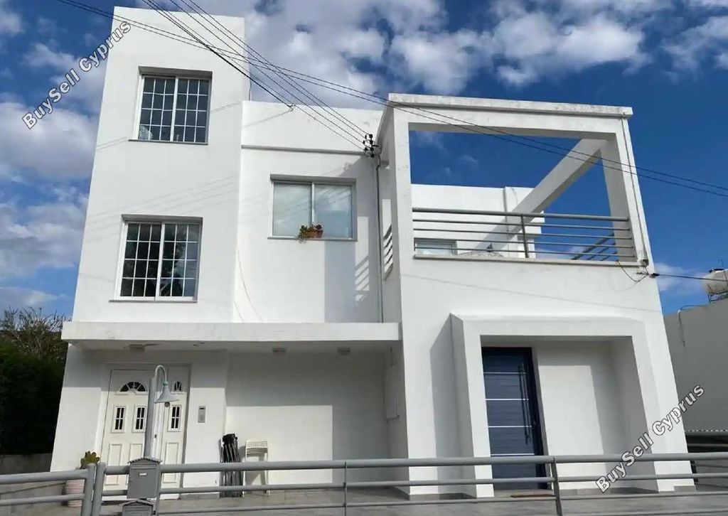 Property photo 1 of 10