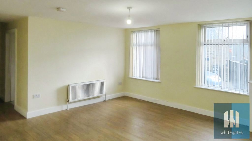 Property photo 3 of 11 Picture No. 02