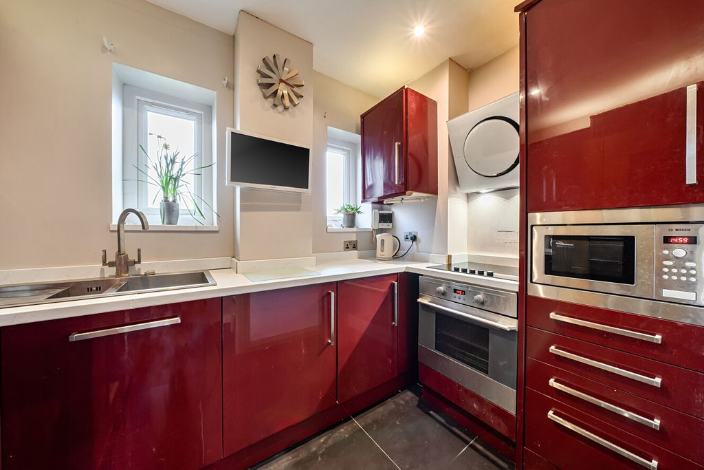 Property photo 2 of 14 1420668-10-69A1c4...