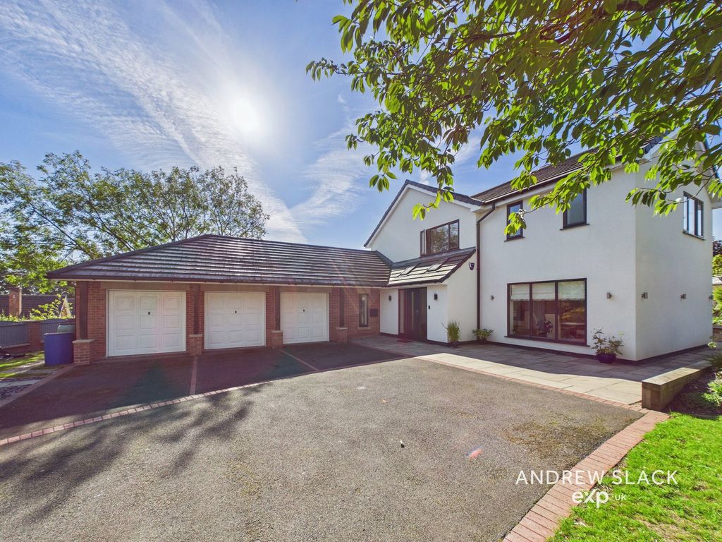 Property photo 1 of 41