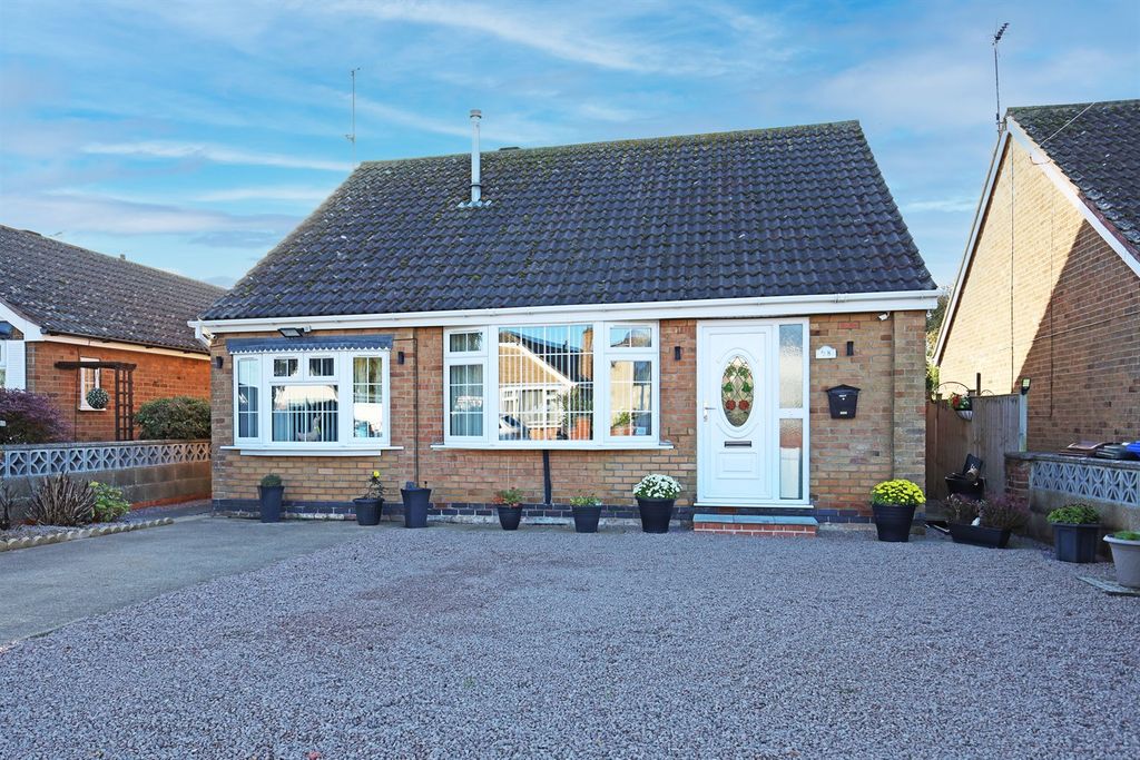 Property photo 1 of 15 (Main)