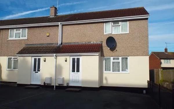 Property photo 1 of 9 Purley Ave
