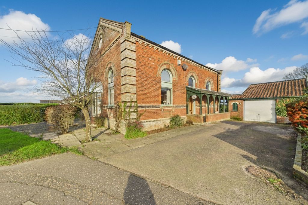 Property photo 1 of 22