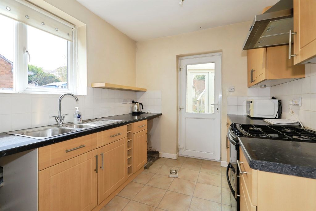 Property photo 3 of 16