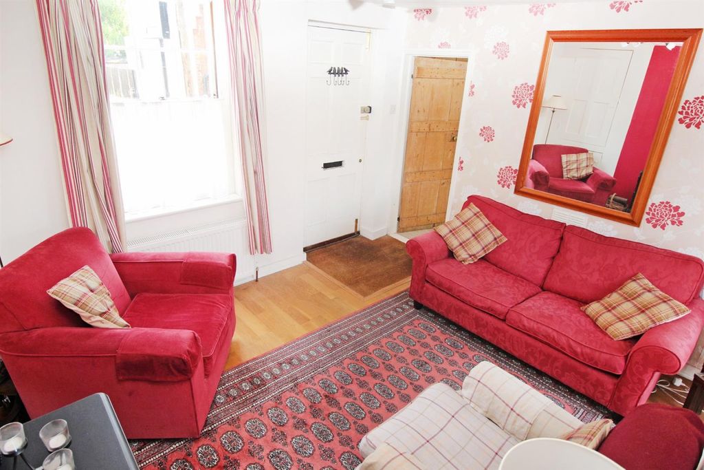 Property photo 2 of 8 Picture 2