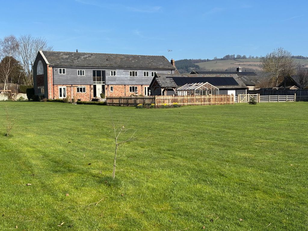 Property photo 3 of 30