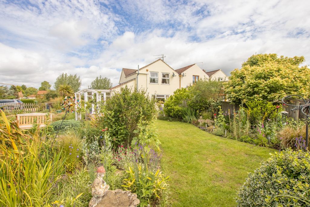 Property photo 2 of 34 5182503