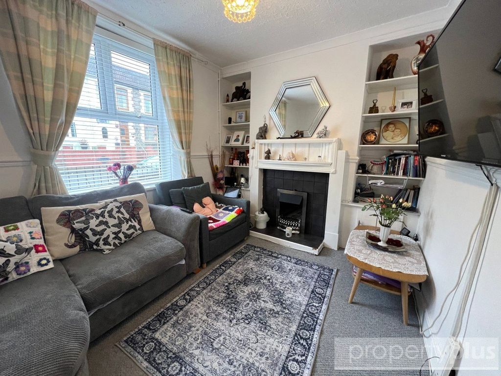 Property photo 3 of 9 Picture No. 06