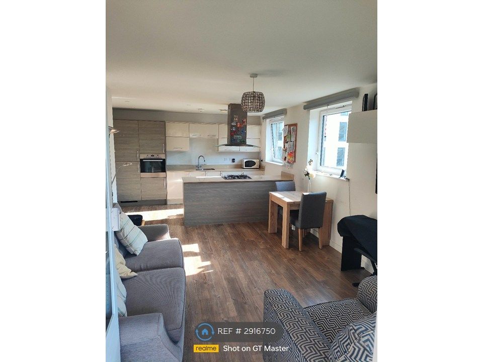 Property photo 1 of 13 Hall View