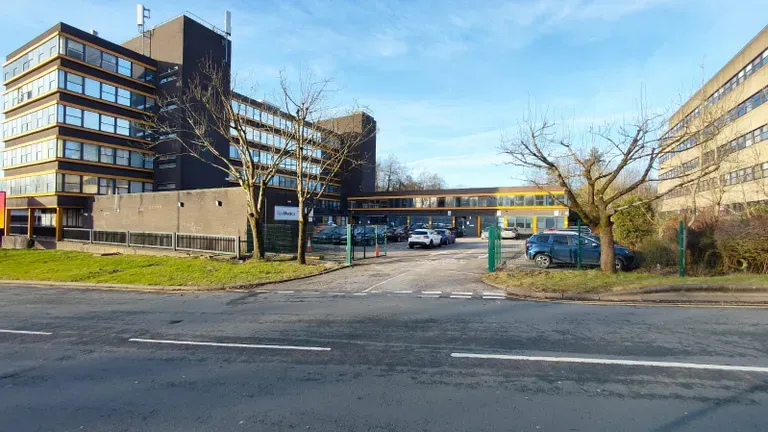 Property photo 1 of 8