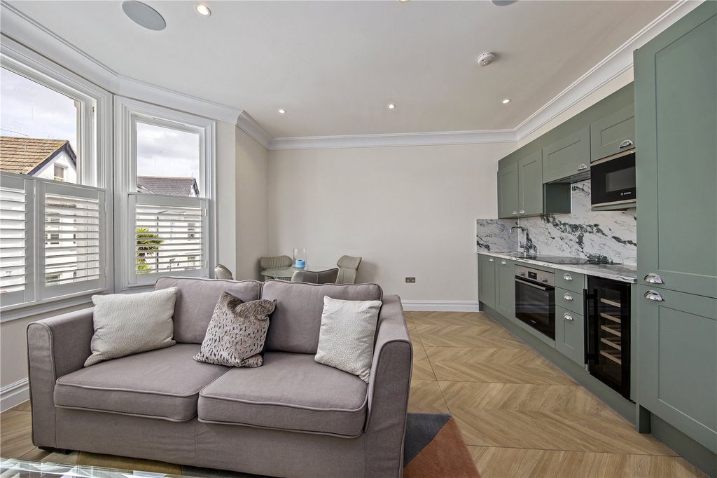 Property photo 1 of 11 Picture No. 05