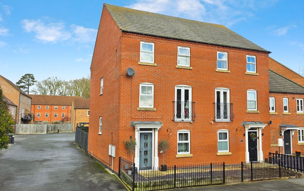 Property photo 1 of 20