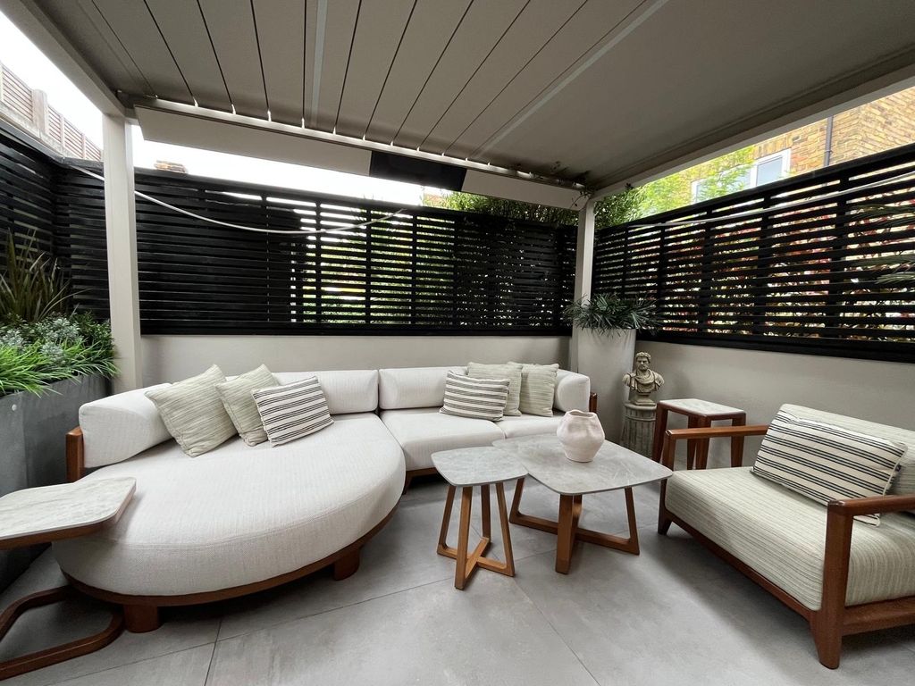 Property photo 3 of 5 Photo 1