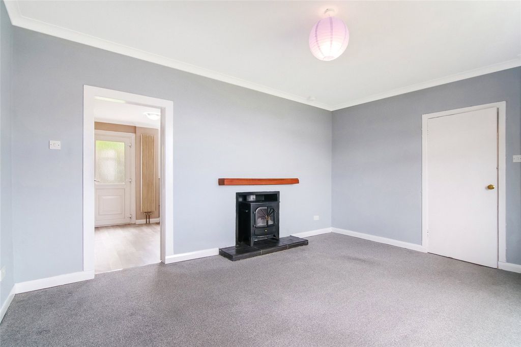 Property photo 3 of 13 Picture No. 11