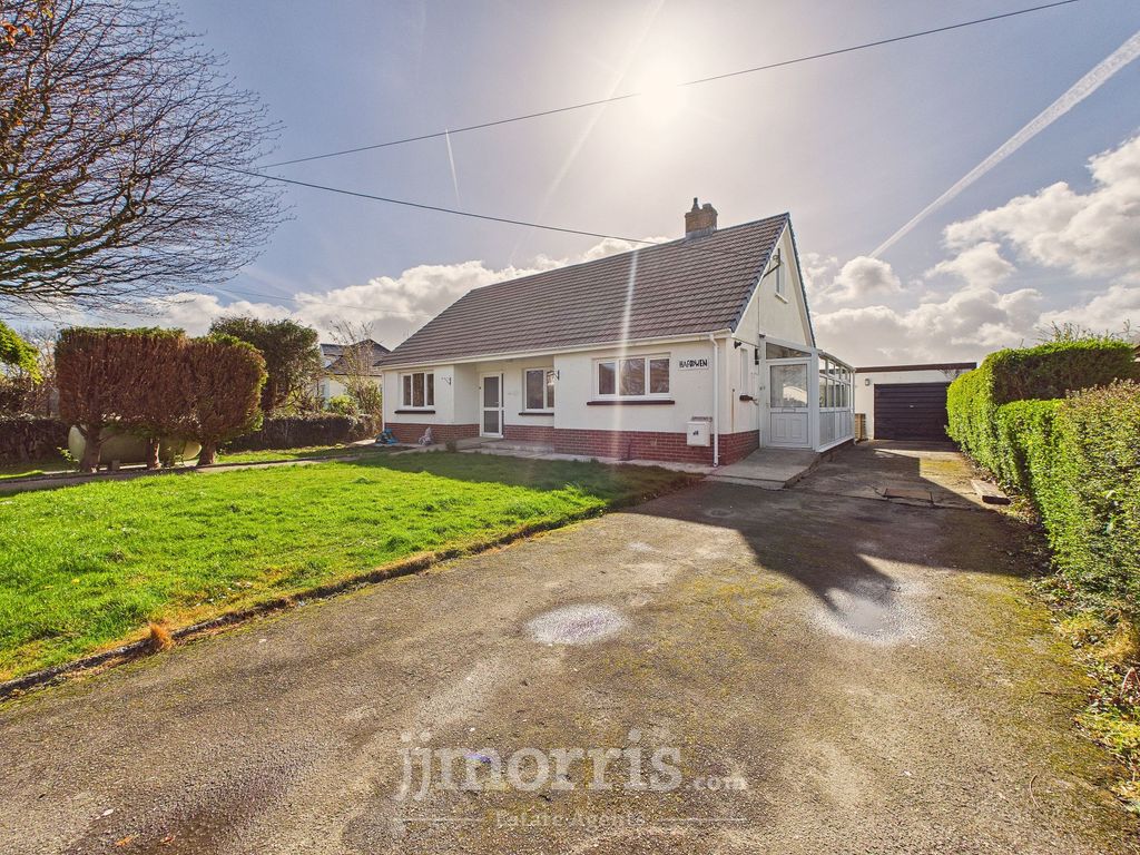 Property photo 1 of 32