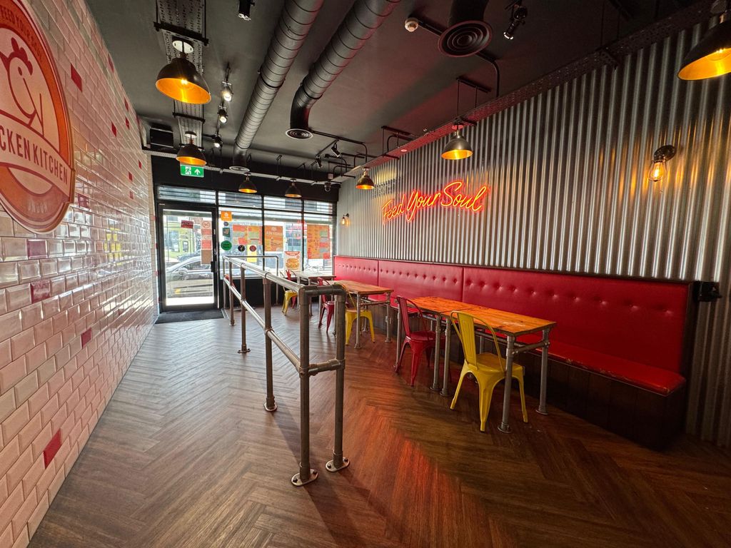 Property photo 1 of 8 Restaurant For Sale