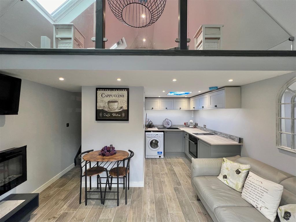 Property photo 3 of 11 Img_6506.Jpeg