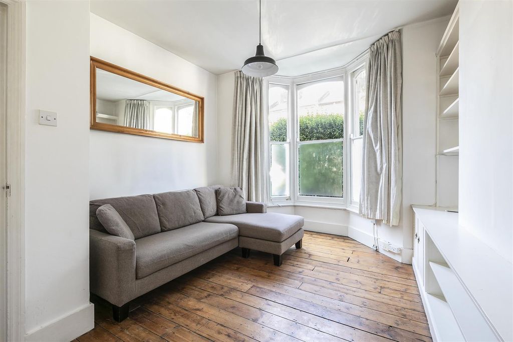 Property photo 1 of 7
